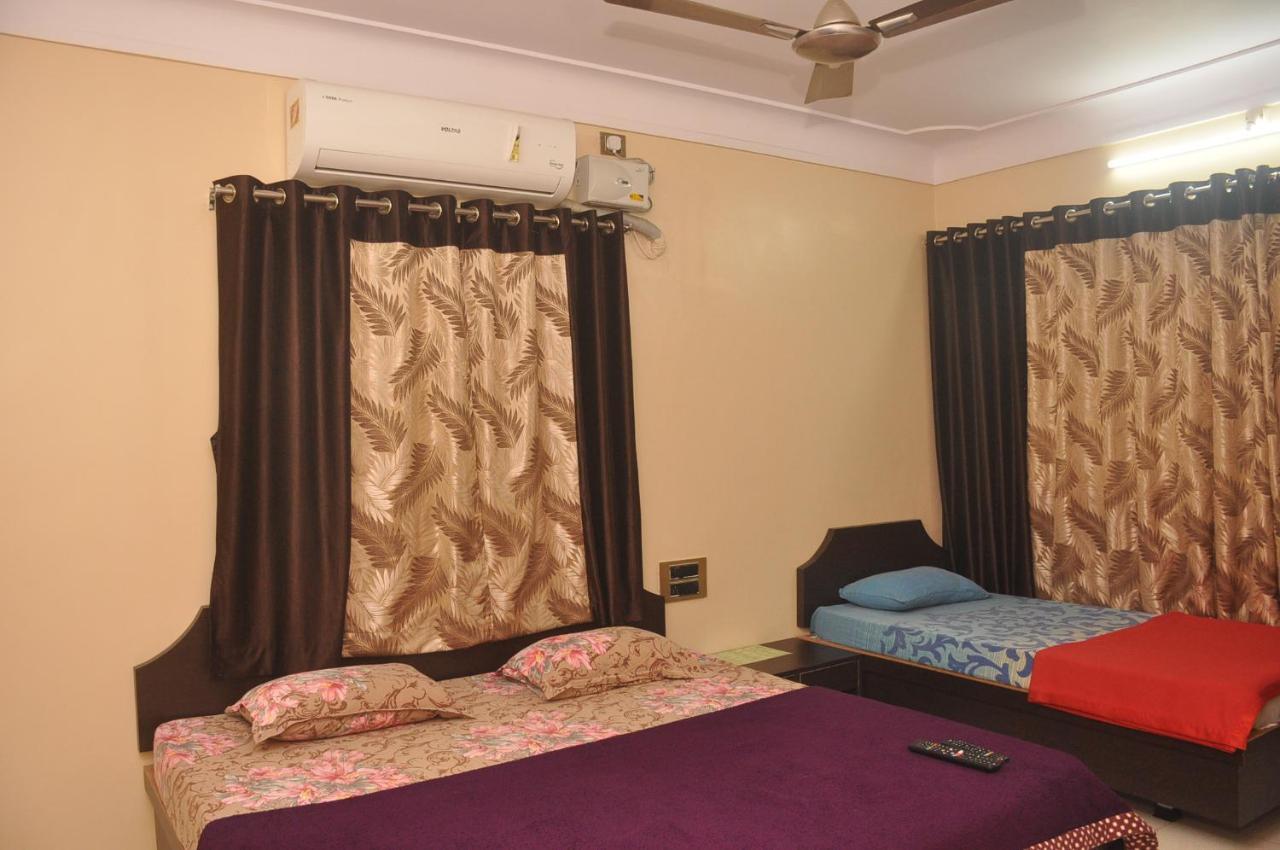 Hunjar House Hotel Panvel Buitenkant foto